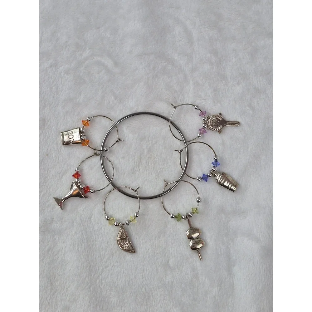 Unbranded silver drink‑themed